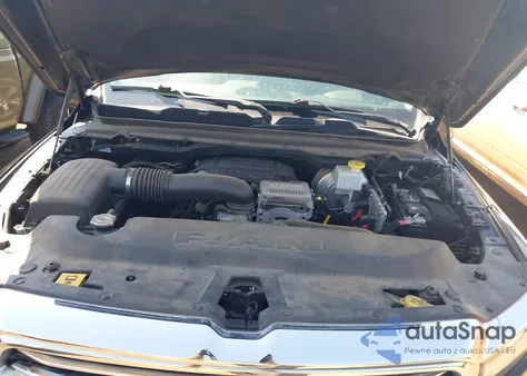 2022 Ram 1500 Laramie 4X4 5'7 Box z USA, uszkodzony, nr VIN 1C6SRFJT1NN208156